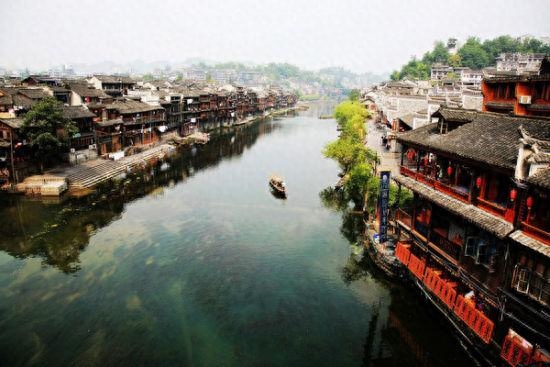 凤凰古城地址在哪_凤凰古城旅游攻略网_古凤凰城遗址