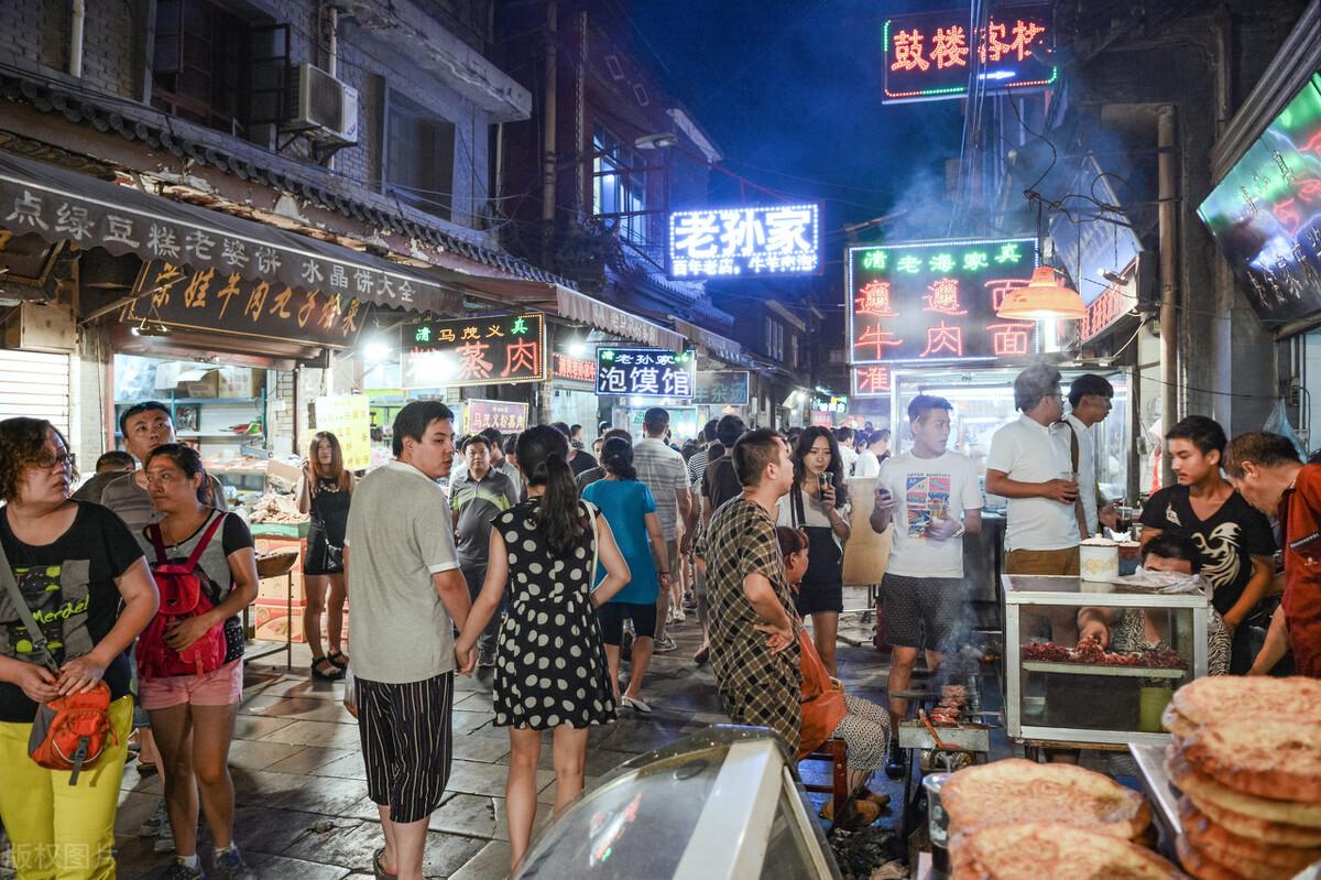 老年人国内旅游_老年旅游国内人多吗_中国老年旅游