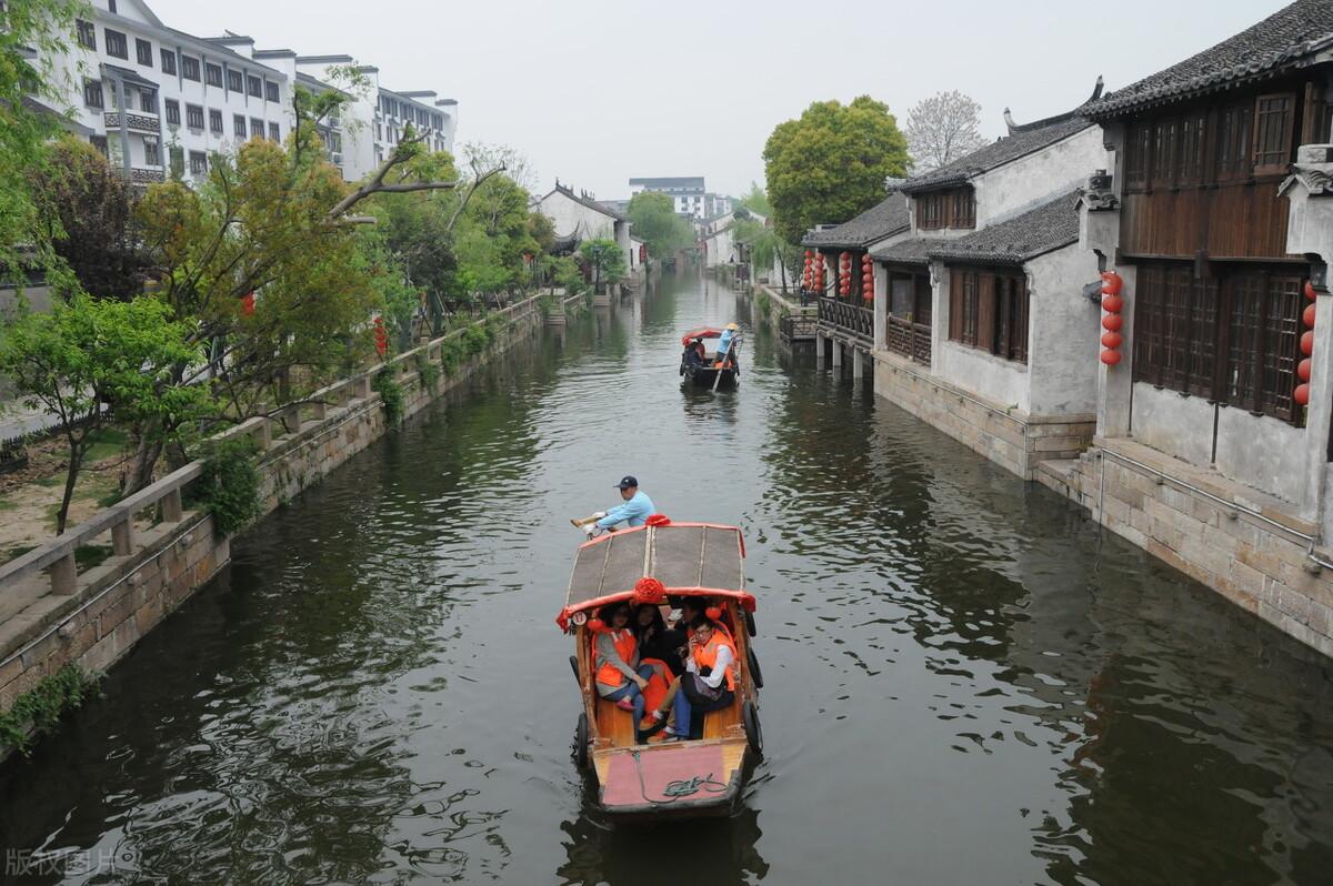 老年人国内旅游_中国老年旅游_老年旅游国内人多吗