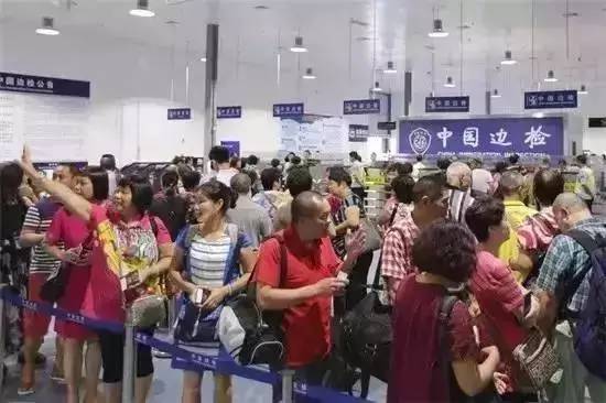 商务邮轮出国旅游_出国商务邮轮旅游多少钱_出国商务邮轮旅游怎么样