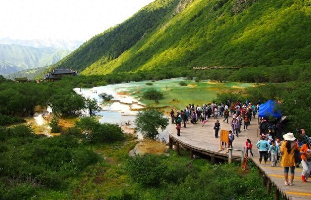 重庆到成都3天旅游攻略_成都周边7天旅游攻略_成都周边市区旅游攻略