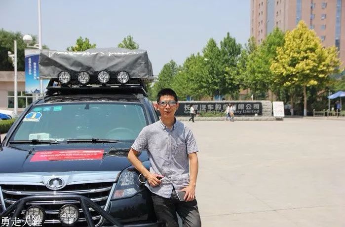 非洲草原旅行_非洲草原自驾游_非洲原野旅游攻略