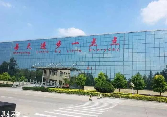 非洲草原自驾游_非洲草原旅行_非洲原野旅游攻略