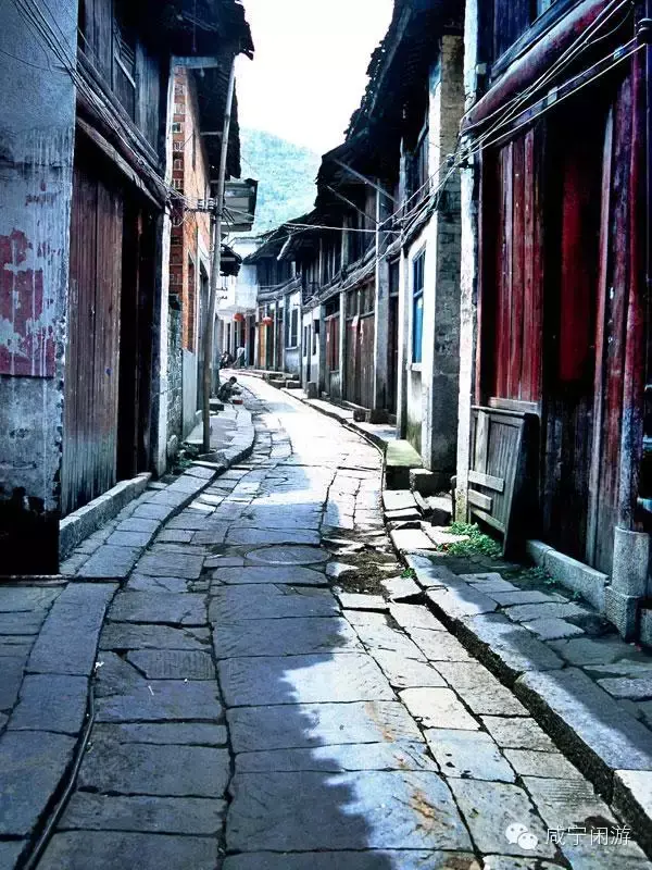 赤壁附近好玩的地方_长株潭附近有什么地方好玩_吴中区附近好玩地方