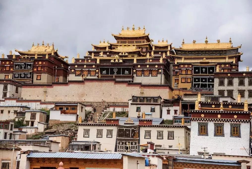 云南西双版纳二日旅游攻略_云南西双版纳游玩攻略_云南西双版纳旅游路线推荐