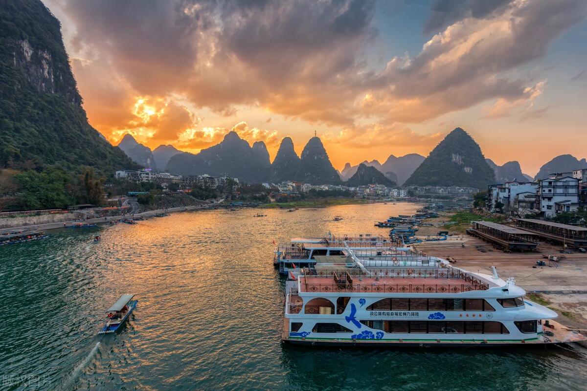 黔南旅游风情节新闻发布会_黔南布依族自治州旅游_黔南旅游攻略