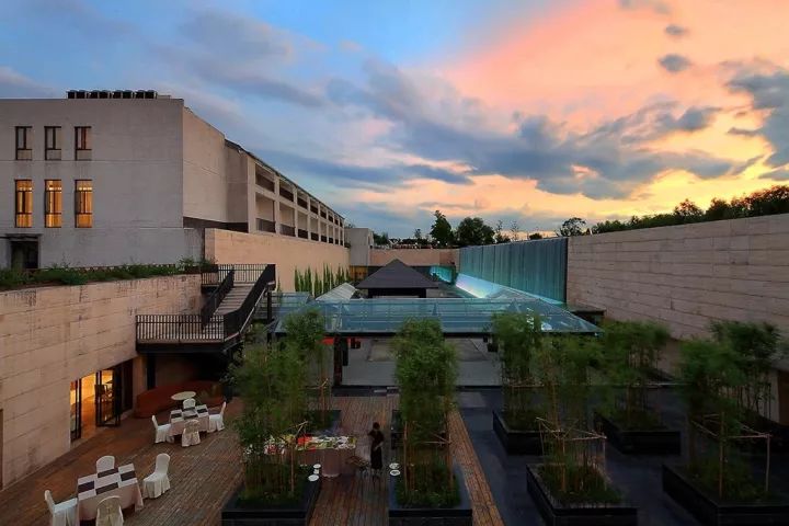 杭州有哪些好玩的地方和小吃街_好玩小吃街杭州地方有哪些_好玩小吃街杭州地方有什么