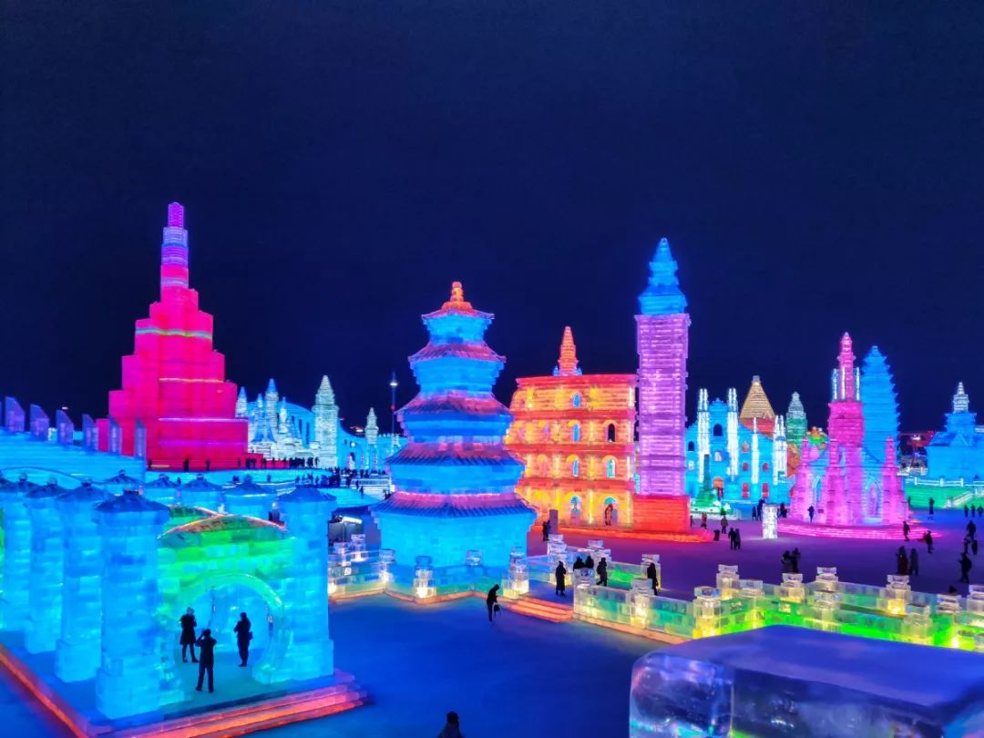 冬天适合去哪里旅游国外_冬天国外旅游国家排行_冬天适合去哪里旅游外国