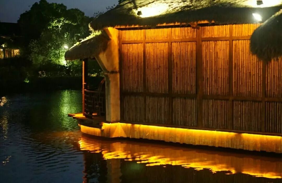 浙江乌镇旅游价格_乌镇旅游攻略三天_去浙江乌镇旅游攻略