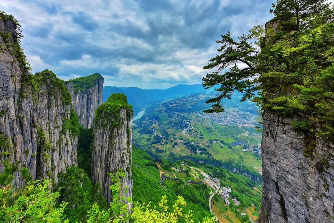 中国旅游日非遗进景区展演旅游抖音直播宣传景区门票降价优惠丰富