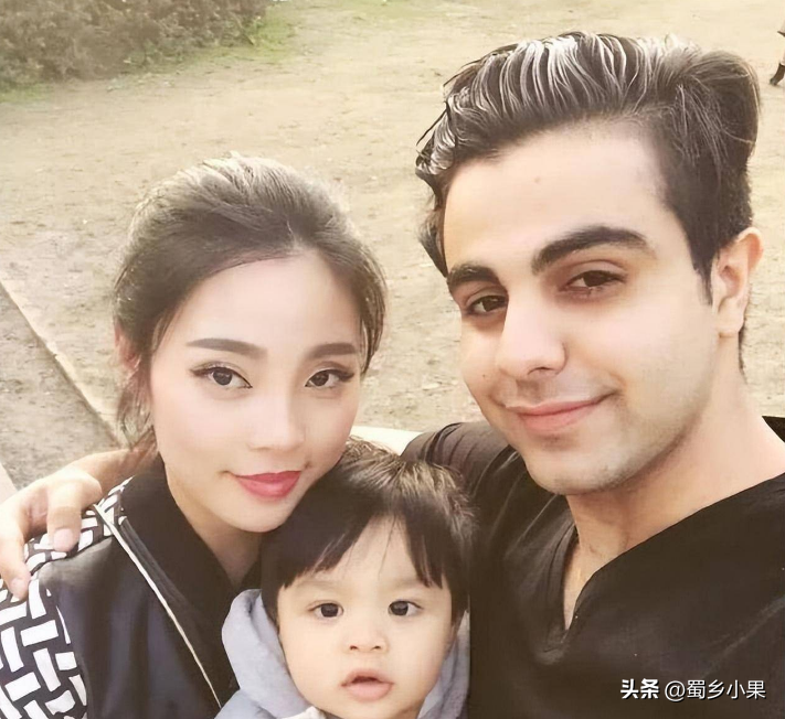 国外旅游结婚_国外结婚跳舞用的英文歌_国外哪些地方适合结婚