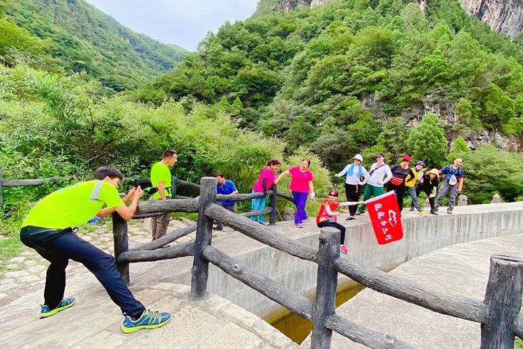 河南辉县郭亮村旅游攻略_河南省郭亮村旅游_自驾游河南郭亮村旅游攻略