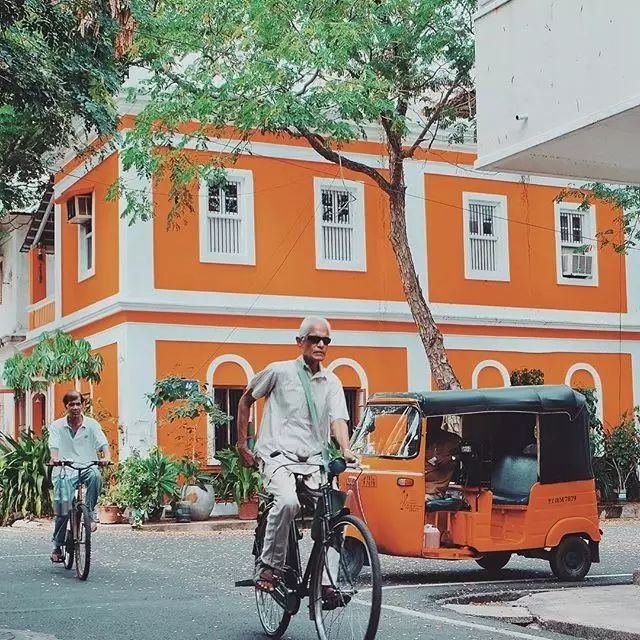 去国外旅游哪款翻译软件最好用_出国旅游翻译神器哪个品牌好用_国外旅游穷游翻译软件