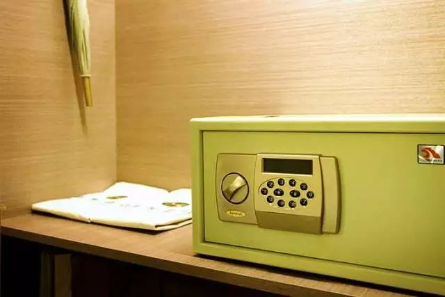 出国旅游翻译神器哪个品牌好用_国外旅游穷游翻译软件_去国外旅游哪款翻译软件最好用