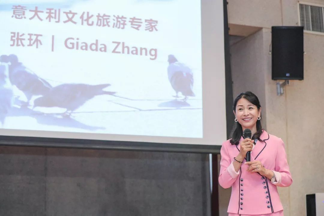 出国旅游翻译神器app_出国旅游翻译_出国旅游翻译软件哪个好用